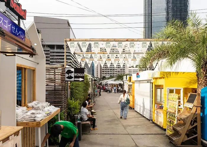 Mrt Rame9 Jodd Fairs Night Market 步行几分钟 二房二卫 曼谷